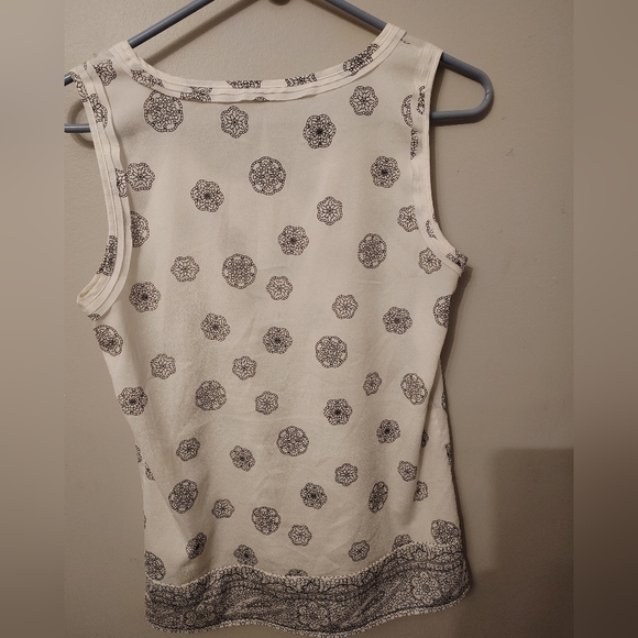 Ivanka Trump Black and Cream Patterned Tank Top - Picture 3 of 3